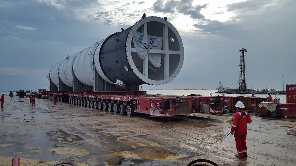 MAMMOET SPMT (self propelled modular transporters) successfully finish load in job for Petronas RAPID Project in Malaysia, www.heavyliftphoto.com